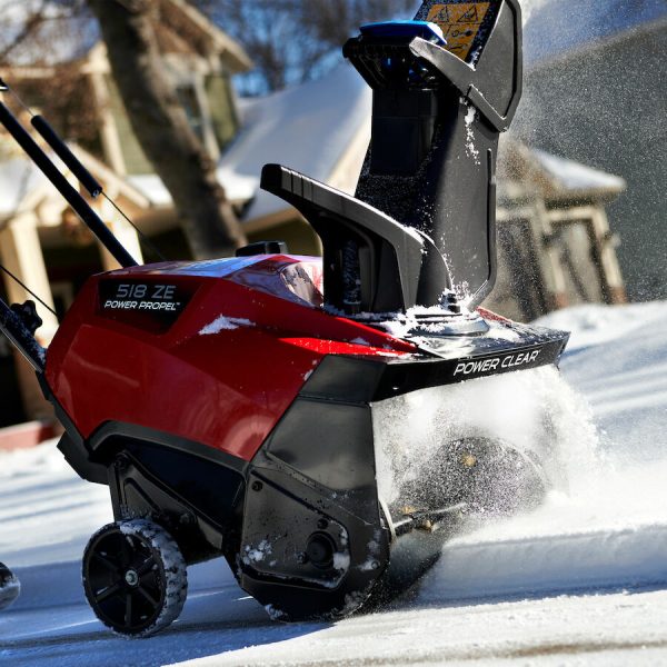 Toro 18 in. (46 cm) Power Clear® 518 ZE Electric Start Gas Snowblower (38475)