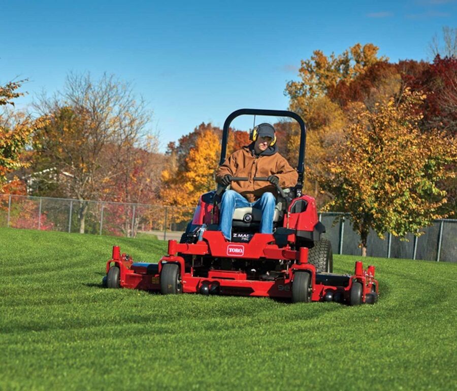 Toro 7500-D Series 72 in. (183 cm) 25 hp 1267cc Diesel Rear Discharge (72029) Toro 7500-D Series 72 in. (183 cm) 25 hp 1267cc Diesel Rear Discharge (72029)