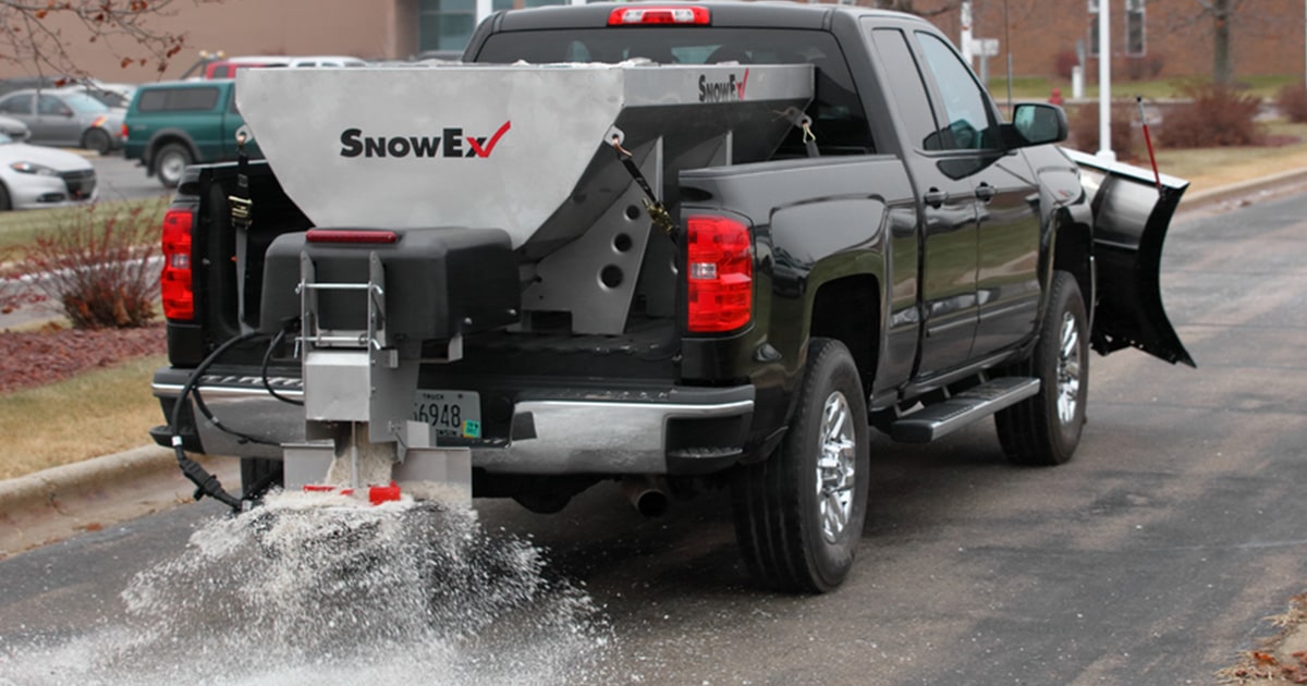 SnowEx HELIXX™ Stainless Steel Hopper Spreader SnowEx HELIXX™ Stainless Steel Hopper Spreader