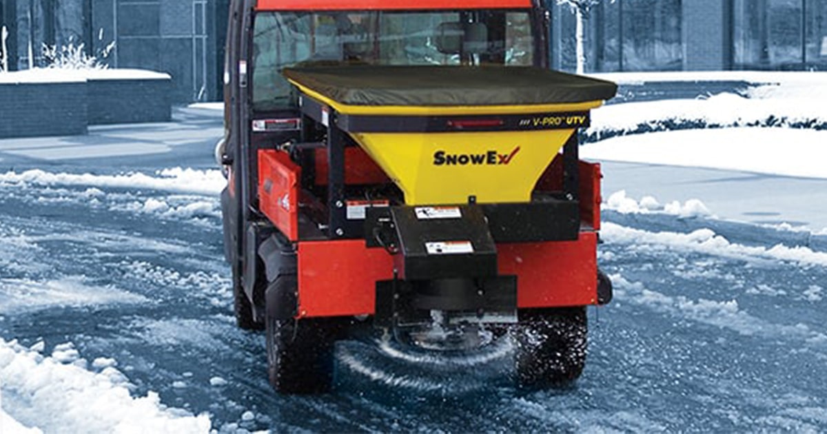 SnowEx V-Pro™ UTV 32200 Poly Hopper Spreader SnowEx V-Pro™ UTV 32200 Poly Hopper Spreader