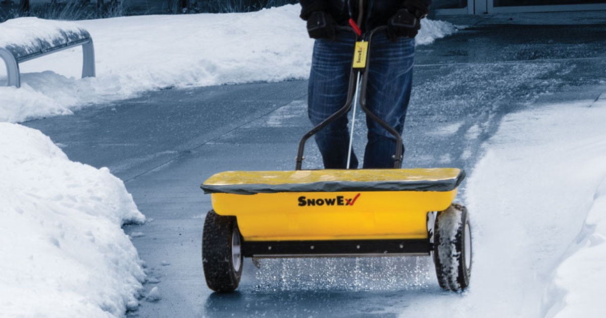 SnowEx Drop Spreaders Walk-Behind SnowEx Drop Spreaders Walk-Behind