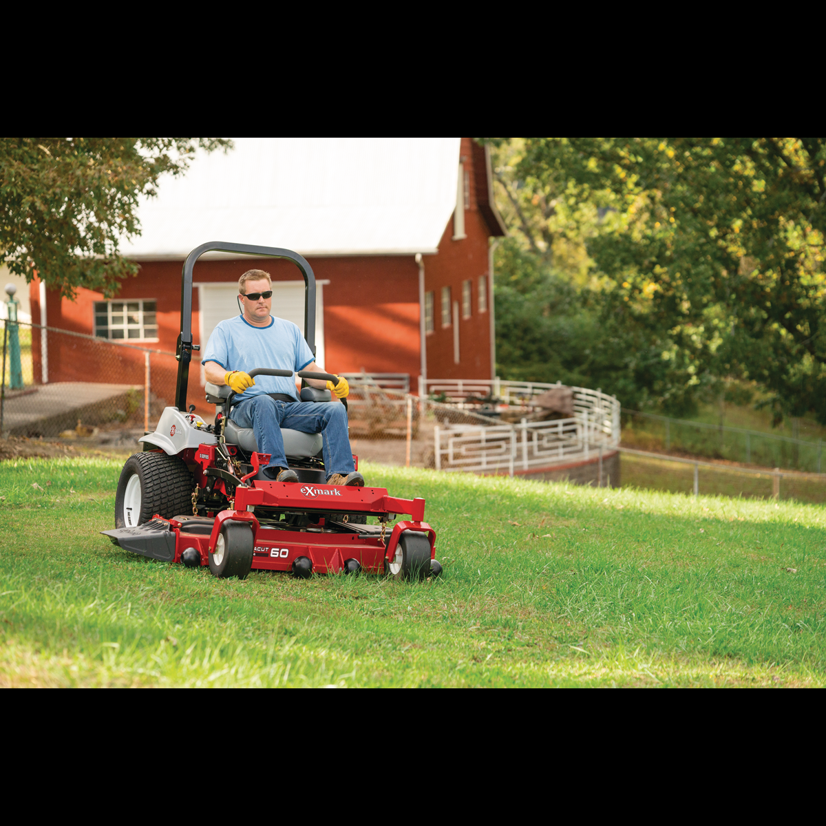 Exmark Lazer Z S-Series with 26.5 HP* Kohler EFI ECV749 Engine and 52" UltraCut Series 4 Deck Exmark Lazer Z S-Series with 26.5 HP* Kohler EFI ECV749 Engine and 52" UltraCut Series 4 Deck