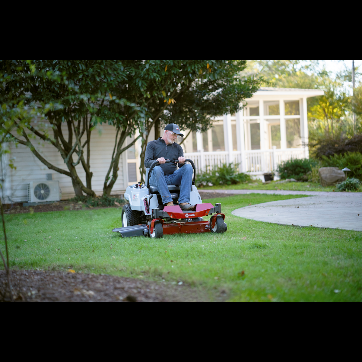 Exmark Quest E-Series with 22 HP* Kohler 7000 Engine and 50" Series 2 Deck Exmark Quest E-Series with 22 HP* Kohler 7000 Engine and 50" Series 2 Deck